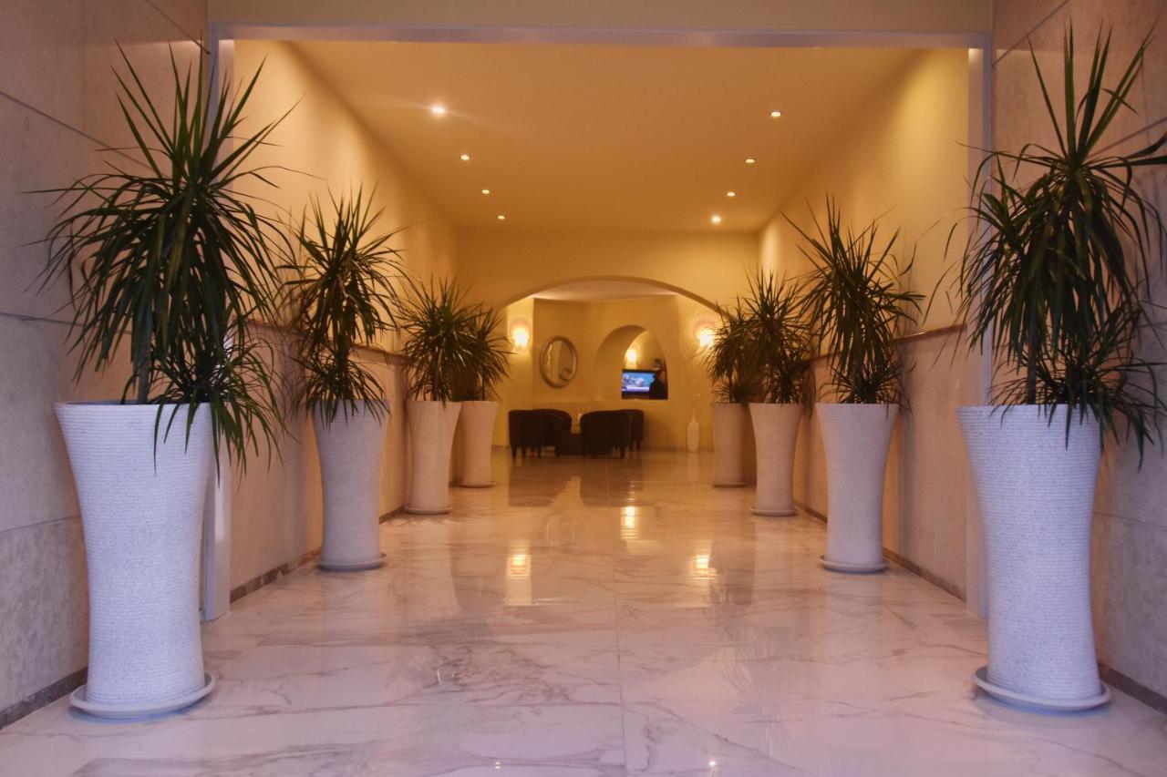 Ocean Heights View Hotel Аниссарас Экстерьер фото